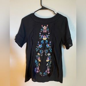Umgee Flower Embroidered Top